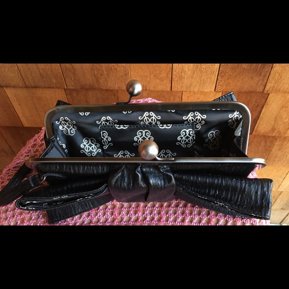 NWOT Jessica Simpson w/Snap in Key & Card Holder